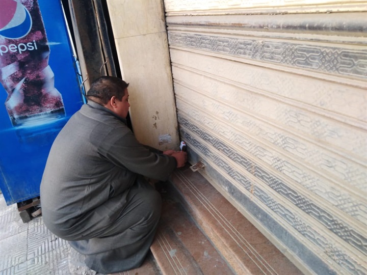بالصور.. شواع كفر الشيخ خالية من المواطنين والمحال مغلقة وقت الحظر