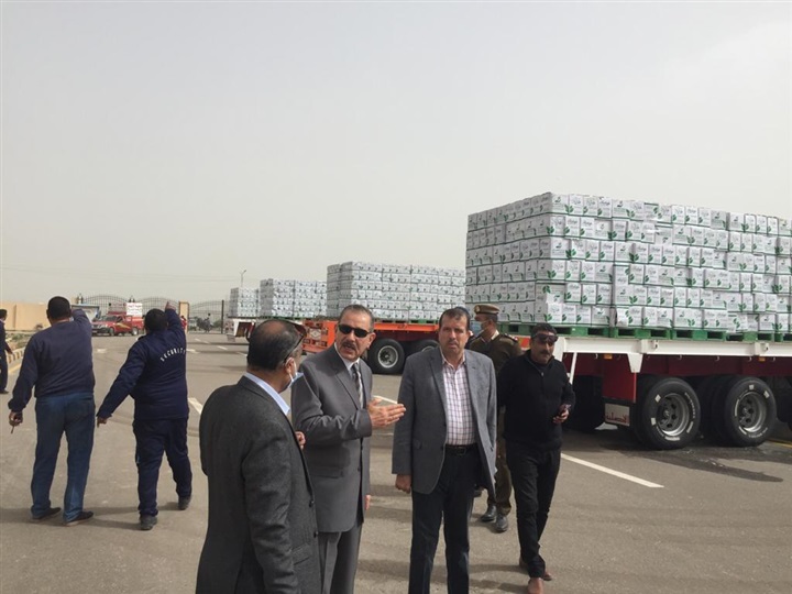 بالصور.. بنك الطعام يوزع 32 ألف كرتونة مواد غذائية علي الأسر الأكثر احتياجًا بكفر الشيخ