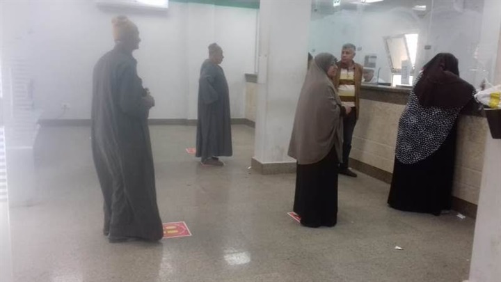 لليوم الثانى على التوالى.. انتظام صرف معاش من خلال مكاتب البريد والمدارس الشرقية 