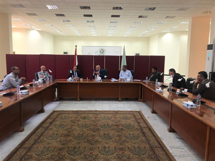 وكيل وزارة الصحة بالشرقية يجتمع برئيس جهاز العاشر ولجنة الصحة بمجلس الأمناء لمناقشة إضافة خدمات طبية بالمدينة 