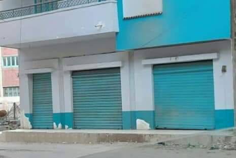بالصور.. محافظ كفر الشيخ يشيد بأصحاب المحال في تنفيذ قرار الغلق 