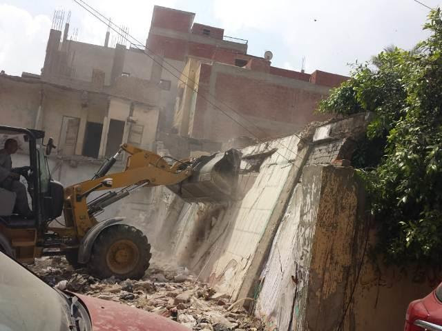  إزالة ٩٠ حالة تعدى على الأراضى الزراعية بمساحة ٢ فدان بالشرقية