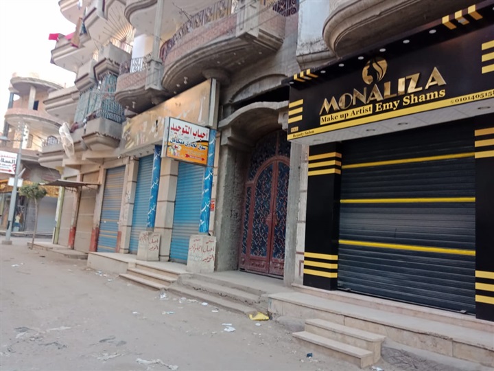 بالصور.. محافظ كفر الشيخ يشيد بالتزام أصحاب المحال بتنفيذ قرار الغلق