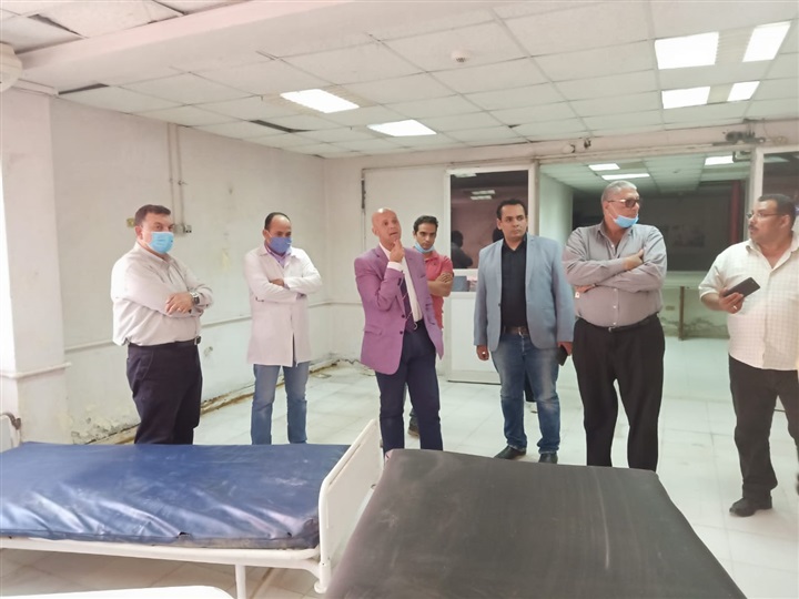 وكيل وزارة الصحة بالشرقية يتفقد مستشفي القنايات المركزي لتطوير ورفع كفاءة الخدمة الطبية بها