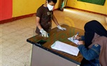 بالصور.. بدء تسليم أبحاث 3 ابتدائي وأولي إعدادي بمدارس كفر الشيخ وسط إجراءات احترازية