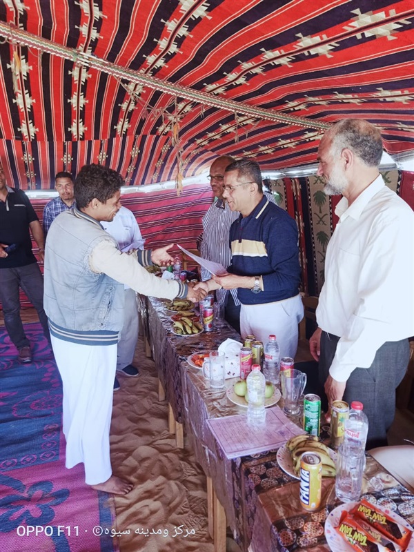تسليم عدد (٣٠) فدان أرض زراعية و عقود حق انتفاع بسيوة