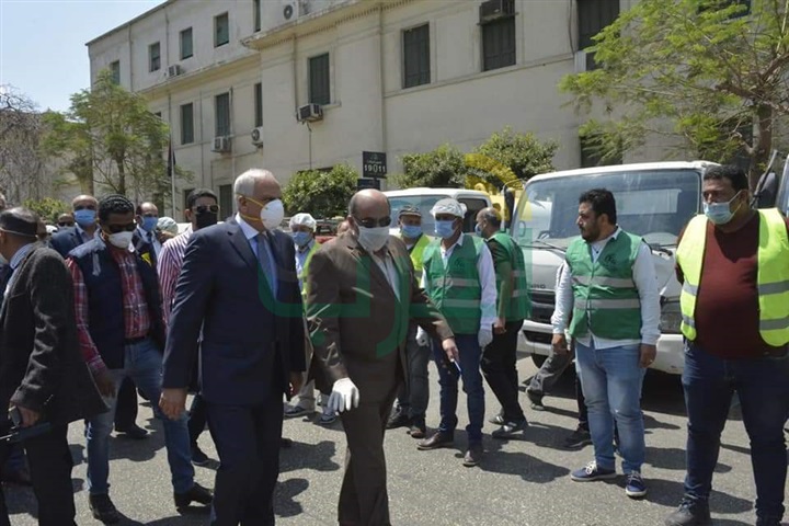 محافظ الجيزة: تطهير وتعقيم 5000 منشأة وشارع بالأحياء والمراكز والمدن محافظ الجيزة: تطهير وتعقيم 5000 منشأة وشارع بالأحياء والمراكز والمدن