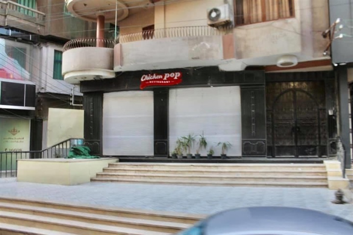 بالصور.. محافظ كفر الشيخ يوجه بمتابعة الإغلاق الكامل للمحال والمقاهي