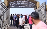 انهيار حمادة هلال أثناء تشييع جنازة والدته