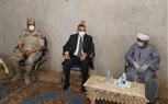 محافظ سوهاج يؤدي واجب العزاء لأسرة الشهيد 