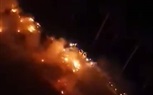 الدفع بـ 10 سيارات إطفاء للسيطرة علي حريق اندلع في أرض فضاء بفيصل