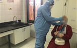 وكيل وزارة الصحة بالشرقية يتابع إستقبال الحالات الأولي لفحص فيروس كورونا للمسافرين بالخارج بالمعمل الإقليمي المشترك 
