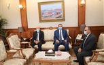 محافظ بورسعيد يستقبل وزير القوى العاملة قبل بدء جولته في المحافظة