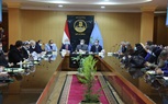 صور.. محافظ كفر الشيخ يستعرض الملف الصحي ويوجه الشكر للأطقم الطبية ويشيد بالمشاركة المجتمعية  
