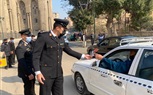 بالصور.. مديرية أمن القاهرة توزع الورود على المواطنين بمناسبة عيد الشرطة الـ69