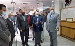 محافظ بورسعيد يتفقد مركز الخدمات الاستيرادية بالغرفة التجارية  