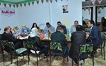 محمد منير خلال زيارته لـ 