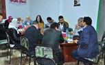 محمد منير خلال زيارته لـ 