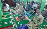 وسط أجواء روحانية.. توافد المصلين لأداء أول صلاة تراويح بمساجد كفر الشيخ