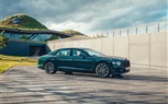 سيارة السيدان الفخمة الأفضل في العالم تصبح أكثر صداقة للبيئة.. Bentley  تطرح Flying Spur Hybrid الجديدة