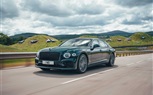 سيارة السيدان الفخمة الأفضل في العالم تصبح أكثر صداقة للبيئة.. Bentley  تطرح Flying Spur Hybrid الجديدة
