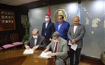 محافظ كفر الشيخ يوقع بروتوكول تعاون مع الإنتاج الحربي لرصف الطرق الداخلية 