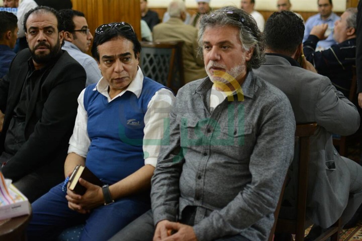 بالصور.. نجوم الفن والإعلام في عزاء محسن محمود بالصور.. نجوم الفن والإعلام في عزاء محسن محمود