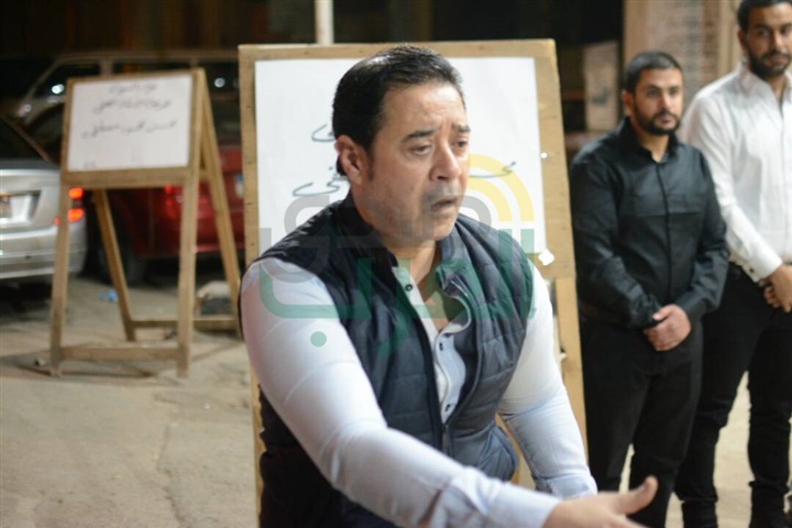 بالصور.. نجوم الفن والإعلام في عزاء محسن محمود بالصور.. نجوم الفن والإعلام في عزاء محسن محمود