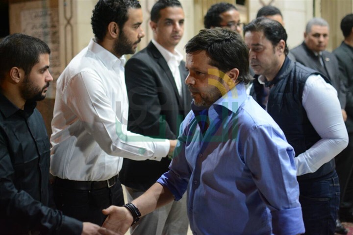 بالصور.. نجوم الفن والإعلام في عزاء محسن محمود بالصور.. نجوم الفن والإعلام في عزاء محسن محمود