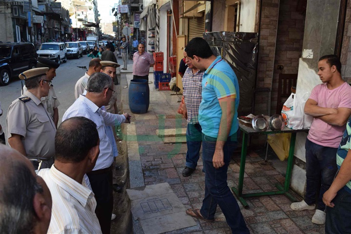  محافظ المنيا يأمر بسحب رخصة سيارة أجرة لمخالفتها قواعد المرور  