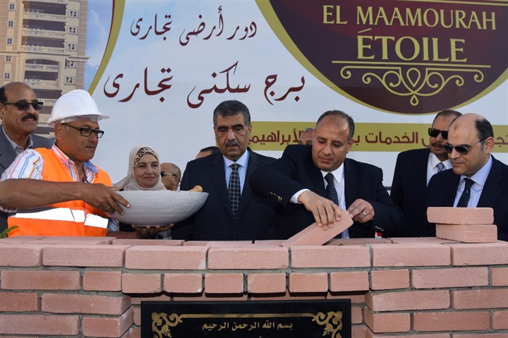 بالصور:  وزير قطاع الأعمال العام يضع حجر الأساس لمشروع التطوير الحضري لمنطقة المعمورة الشاطيء بالاسكندرية
