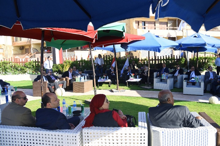 بالصور:  وزير قطاع الأعمال العام يضع حجر الأساس لمشروع التطوير الحضري لمنطقة المعمورة الشاطيء بالاسكندرية