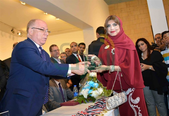 بالصور.. النمنم يفتتح الملتقي الدولي لفنون الكاريكاتير بالصور.. النمنم يفتتح الملتقي الدولي لفنون الكاريكاتير