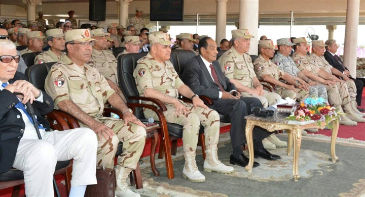 القوات المسلحة تحتفل بتسليم وتسلم قيادة الجيش الثانى الميدانى