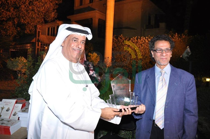 البحرين تكرم أمير الشعراء بنكهة بحرينية خالصة البحرين تكرم أمير الشعراء بنكهة بحرينية خالصة