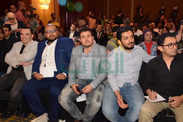 بالصور.. مؤتمر فنان العرب محمد عبده بفندق ماريوت الزمالك بالصور.. مؤتمر فنان العرب محمد عبده بفندق ماريوت الزمالك
