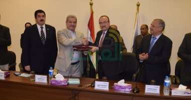 بالصور.. بروتكولات تعاون بين مديرية الإسكان وكلية الهندسة ومحافظة بنى سويف