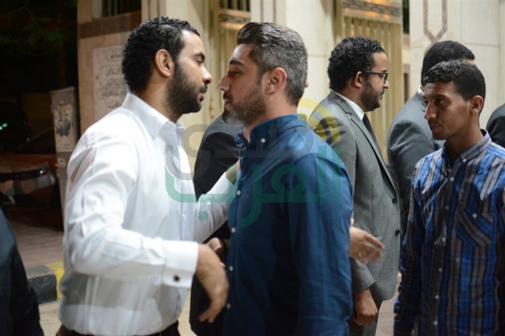 بالصور.. نجوم الفن والإعلام في عزاء محسن محمود بالصور.. نجوم الفن والإعلام في عزاء محسن محمود