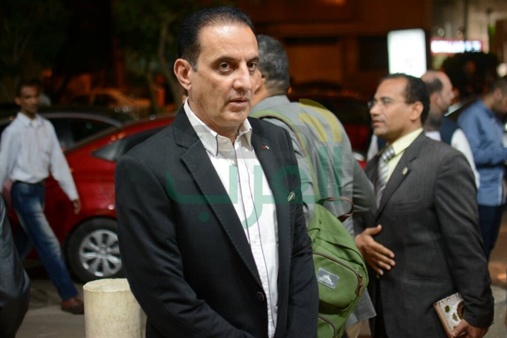 بالصور.. نجوم الفن والإعلام في عزاء محسن محمود بالصور.. نجوم الفن والإعلام في عزاء محسن محمود