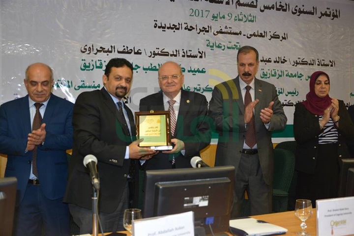 رئيس جامعة الزقازيق يفتتح أعمال المؤتمر العلمي الخامس لقسم الأشعة بكلية الطب