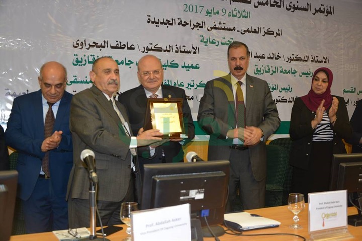 رئيس جامعة الزقازيق يفتتح أعمال المؤتمر العلمي الخامس لقسم الأشعة بكلية الطب