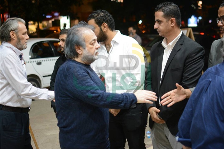 بالصور.. نجوم الفن والإعلام في عزاء محسن محمود بالصور.. نجوم الفن والإعلام في عزاء محسن محمود