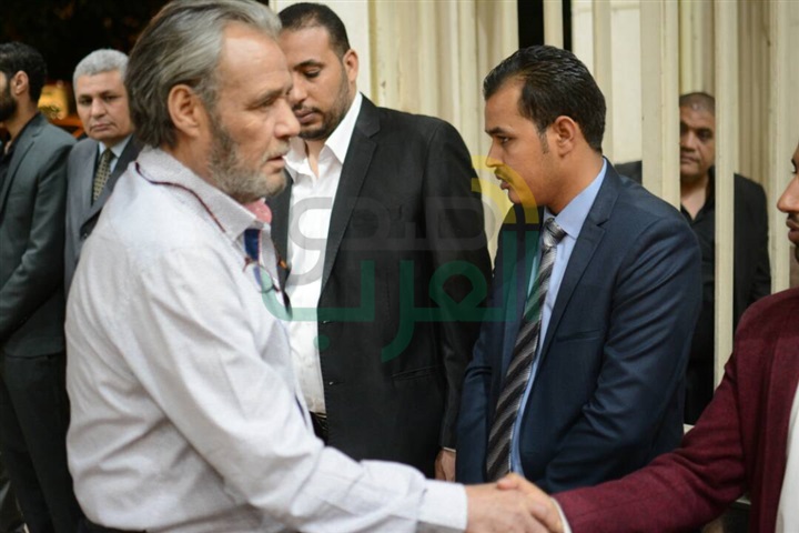 بالصور.. نجوم الفن والإعلام في عزاء محسن محمود بالصور.. نجوم الفن والإعلام في عزاء محسن محمود