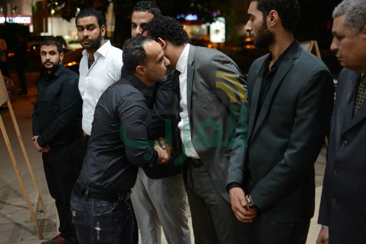 بالصور.. نجوم الفن والإعلام في عزاء محسن محمود بالصور.. نجوم الفن والإعلام في عزاء محسن محمود