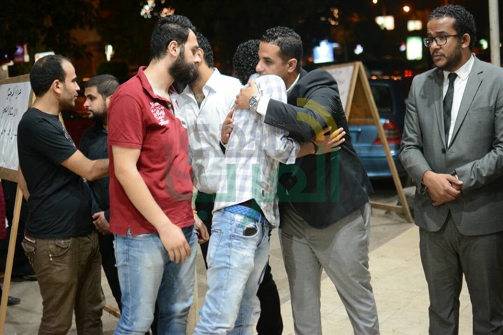بالصور.. نجوم الفن والإعلام في عزاء محسن محمود بالصور.. نجوم الفن والإعلام في عزاء محسن محمود