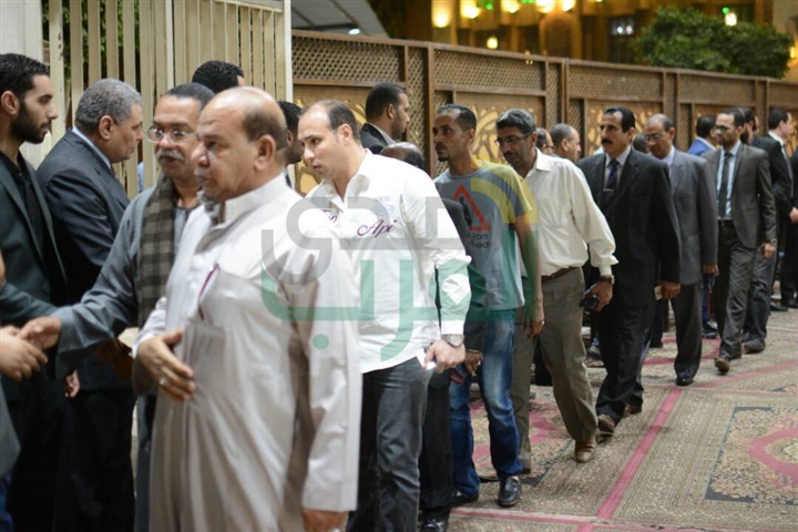 بالصور.. نجوم الفن والإعلام في عزاء محسن محمود بالصور.. نجوم الفن والإعلام في عزاء محسن محمود