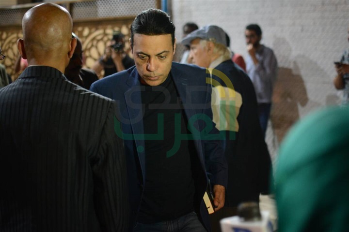 بالصور.. نجوم الفن والإعلام في عزاء محسن محمود بالصور.. نجوم الفن والإعلام في عزاء محسن محمود
