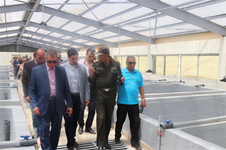بالصور .."نصر" و"بدين" يتفقدان مشروع الاستزراع السمكى في "بركة غليون" بكفر الشيخ