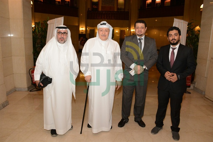 بالصور.. منح شهادات الدكتوراه الفخرية لـ محمد عبده وطلال وبدر بن عبد المحسن بالصور.. منح شهادات الدكتوراه الفخرية لـ محمد عبده وطلال وبدر بن عبد المحسن