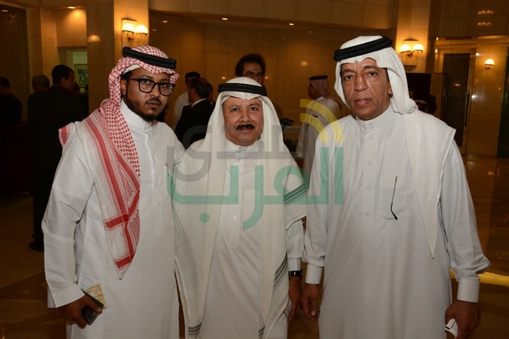 بالصور.. منح شهادات الدكتوراه الفخرية لـ محمد عبده وطلال وبدر بن عبد المحسن بالصور.. منح شهادات الدكتوراه الفخرية لـ محمد عبده وطلال وبدر بن عبد المحسن